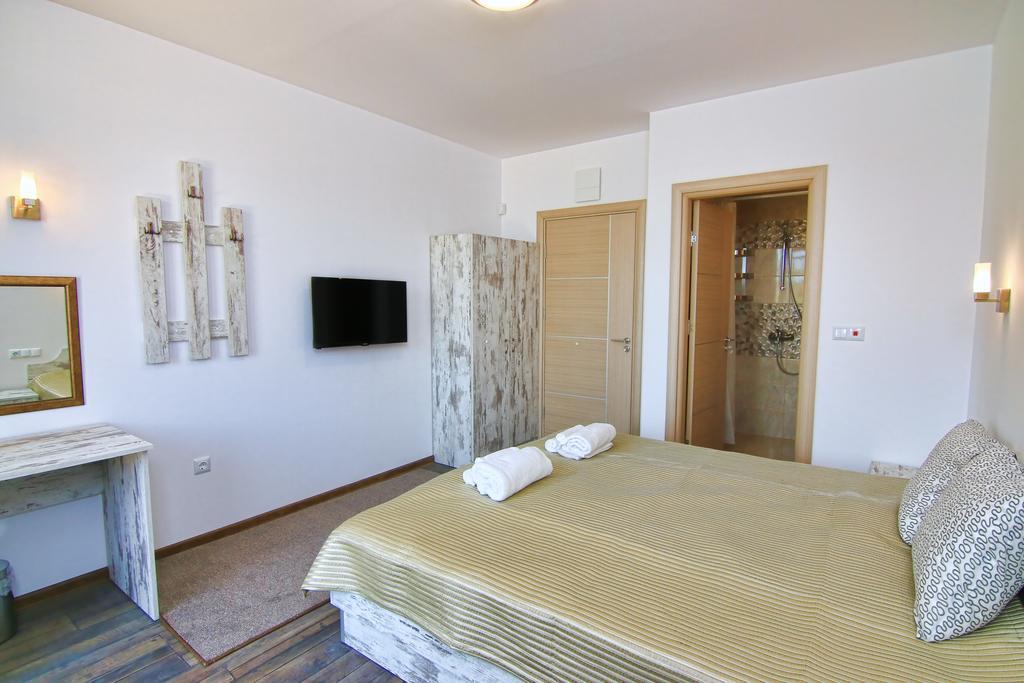 Eco House Kitana Ξενοδοχείο Asparukhovo  Εξωτερικό φωτογραφία
