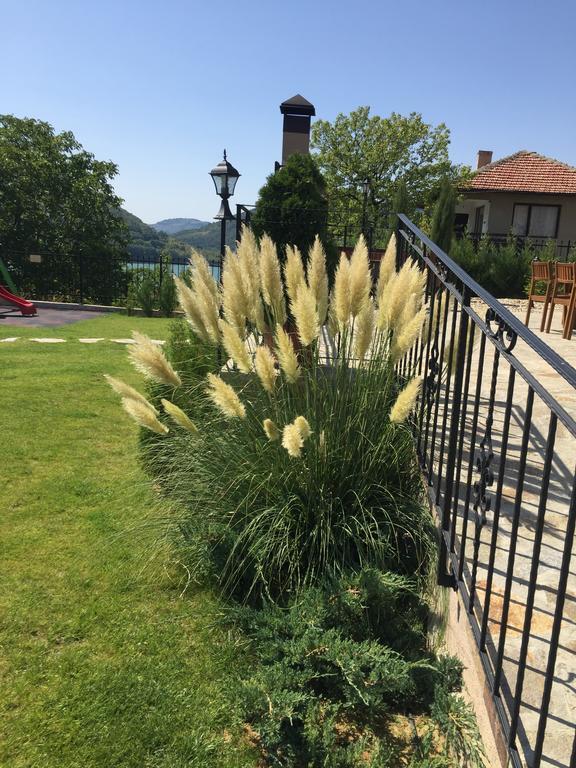 Eco House Kitana Ξενοδοχείο Asparukhovo  Εξωτερικό φωτογραφία
